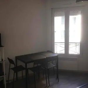 Appartement Coeur De Joli Studio Tout Equipe, Avignon
